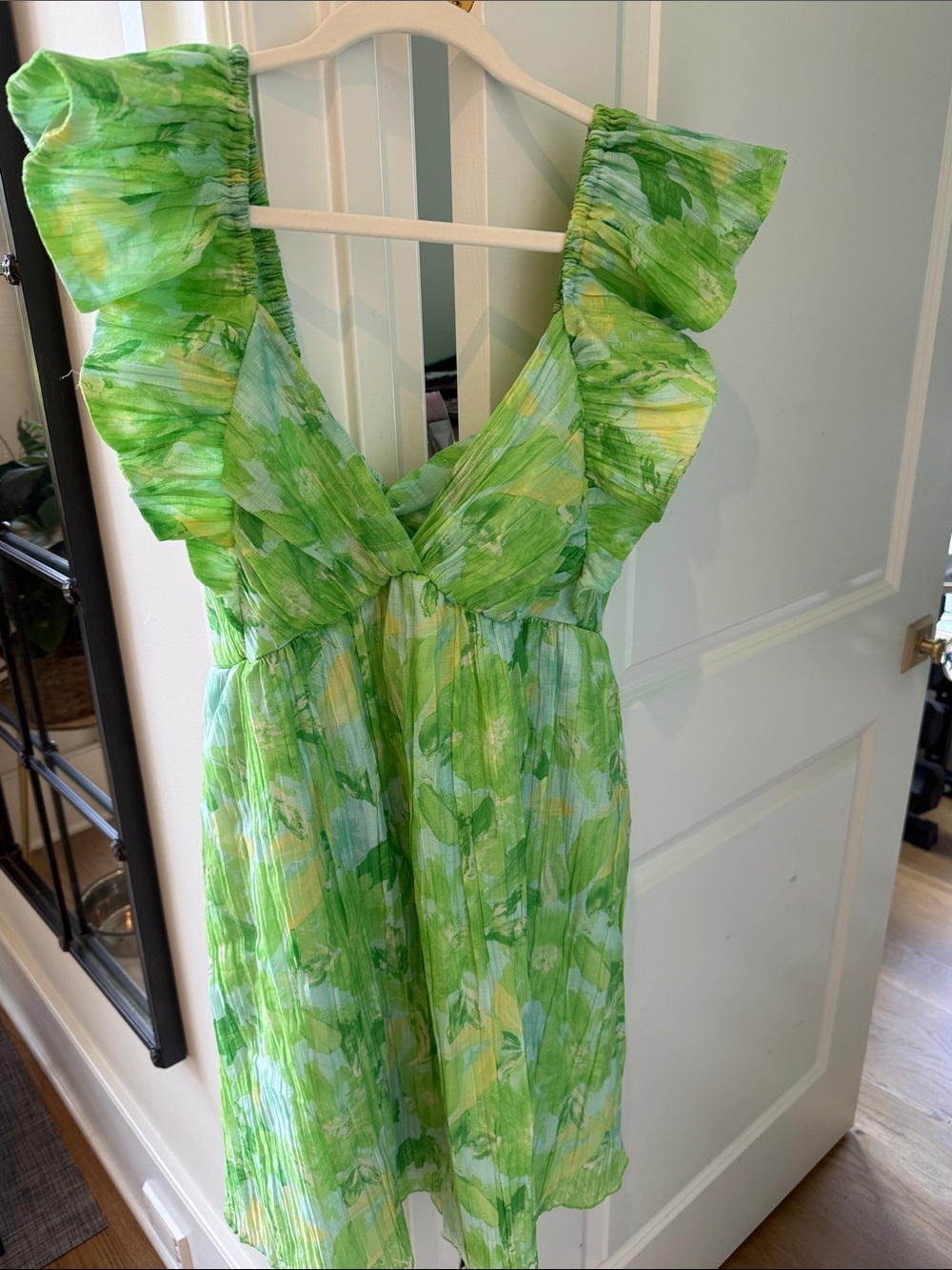 Green Floral Ruffle Dress size Large